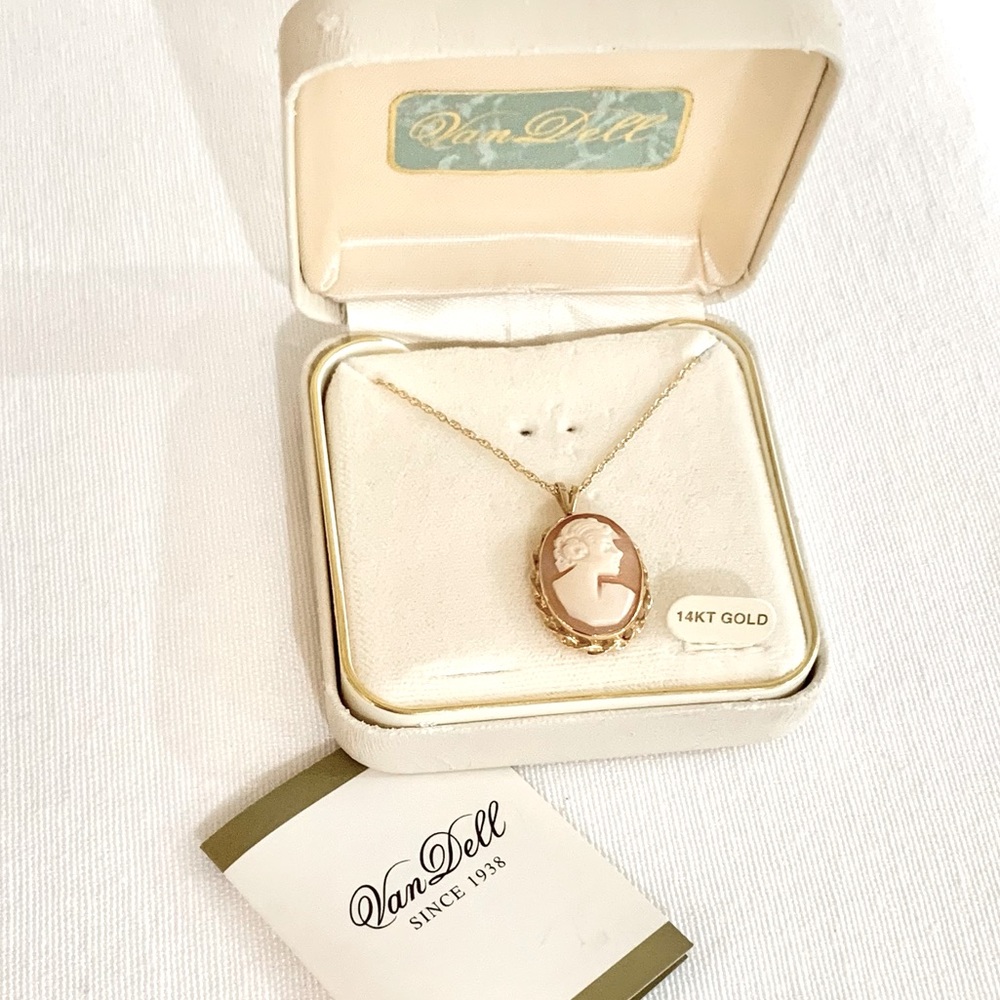 Van Dell 14k Cameo